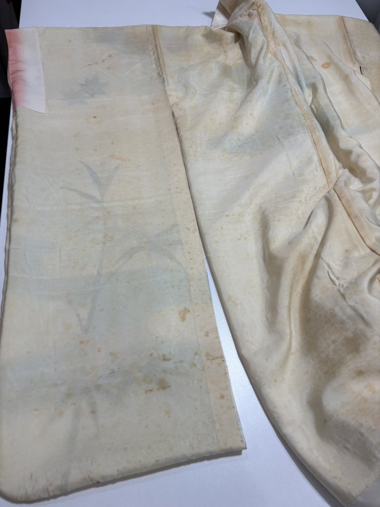 胴裏交換右袖ビフォー